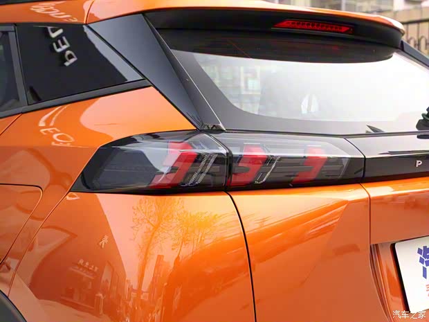 东风标致 标致2008 2020款 230THP 中配版