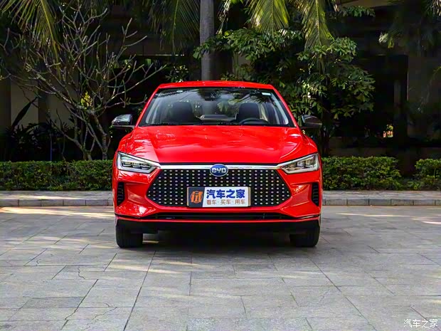 比亞迪 比亞迪e3 2020款 高續(xù)航版 耀·豪華型