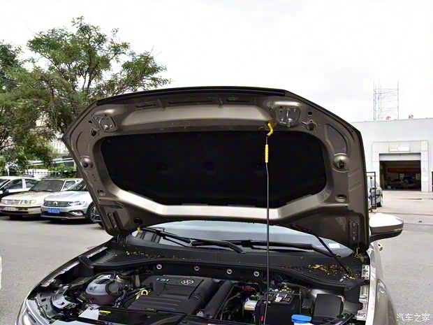 一汽-大众 T-ROC探歌 2018款 230TSI DSG两驱进取型