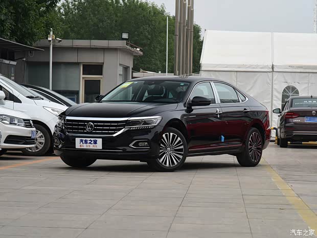 上汽大眾 帕薩特 2019款 380TSI 尊貴版 國VI 上汽大眾 帕薩特 2019款 380TSI 尊貴版 國VI