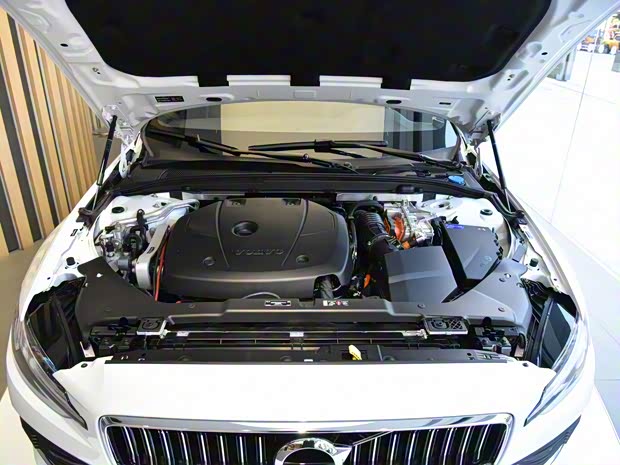 沃尔沃亚太 沃尔沃S60新能源 2020款 T8 E驱混动 四驱智逸豪华版