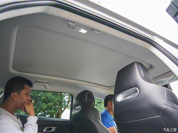 長(zhǎng)安汽車 長(zhǎng)安UNI-K 2021款 UNI量產(chǎn)版