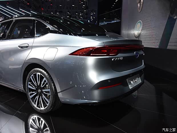 广汽新能源 Aion S 2019款 概念版 广汽新能源 Aion S 2019款 概念版