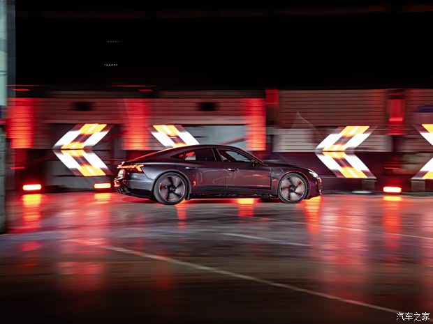 Audi Sport 奧迪RS e-tron GT 2021款 基本型