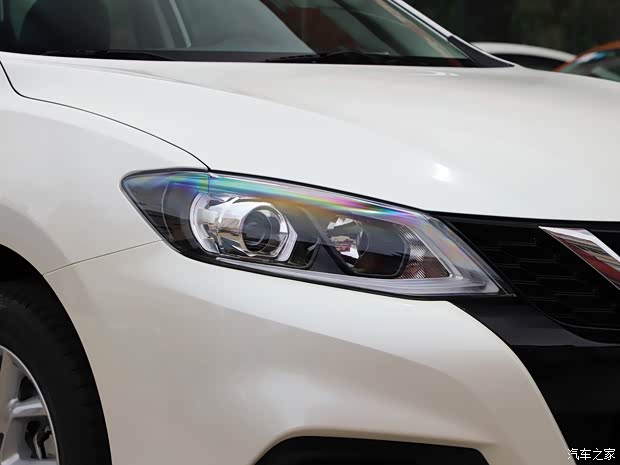 東風(fēng)日產(chǎn) 騏達(dá)TIIDA 2021款 1.6L CVT智行版