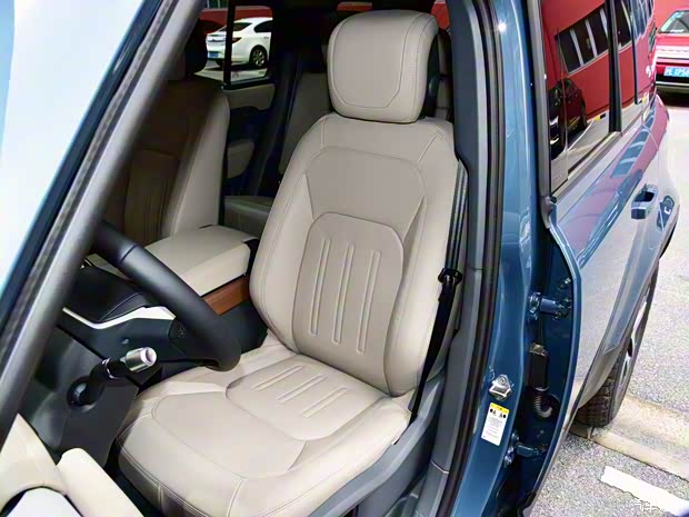 路虎(进口) 卫士 2020款 110 P400 HSE 路虎(进口) 卫士 2020款 110 P400 HSE