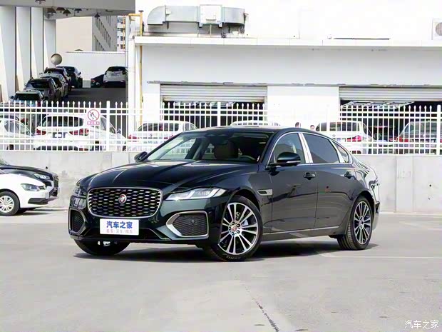 奇瑞捷豹路虎 捷豹XFL 2022款 XFL 2.0T P250 两驱尊享豪华版 奇瑞捷豹路虎 捷豹XFL 2022款 XFL 2.0T P250 两驱尊享豪华版