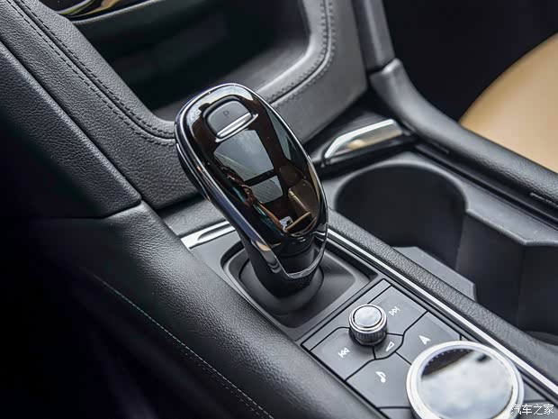 上汽通用凯迪拉克 凯迪拉克XT6 2019款 28T 基本型 上汽通用凯迪拉克 凯迪拉克XT6 2019款 28T 基本型