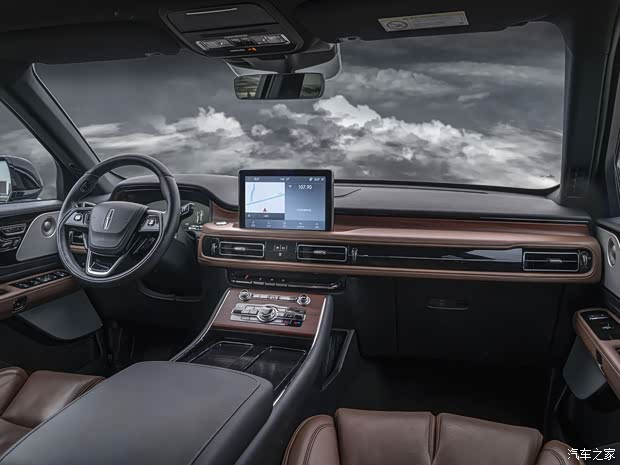 林肯(進(jìn)口) 飛行家新能源 2019款 3.0T V6全驅(qū)高性能插電式混動(dòng)版