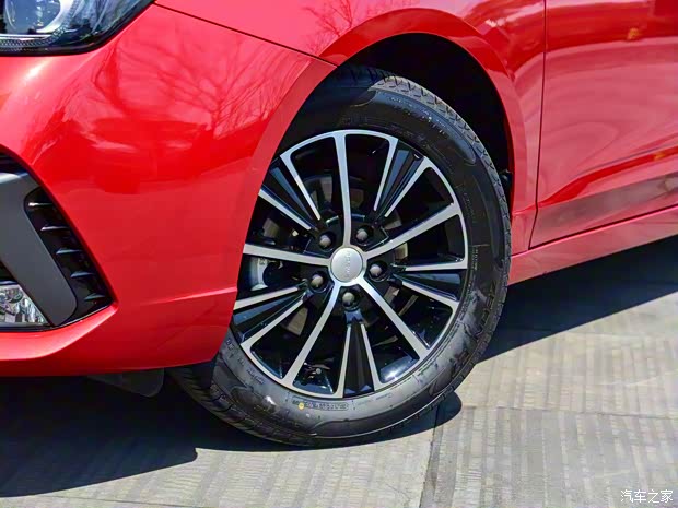 上汽集团 荣威i5 2021款 基本型 上汽集团 荣威i5 2021款 基本型