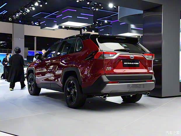 一汽丰田 RAV4荣放 2020款 双擎 基本型 一汽丰田 RAV4荣放 2020款 双擎 基本型