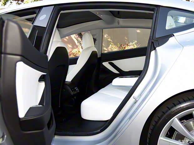 特斯拉 Model 3 2019款 Performance高性能全輪驅(qū)動(dòng)版