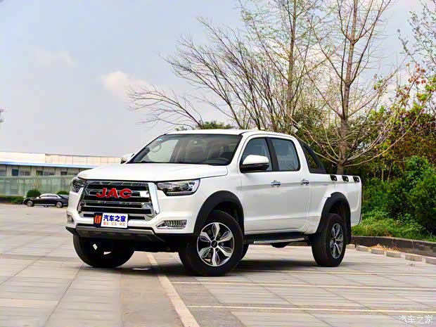 江淮汽车 帅铃T8 2018款 2.0T四驱尊贵大双HFC4DB2-1D1