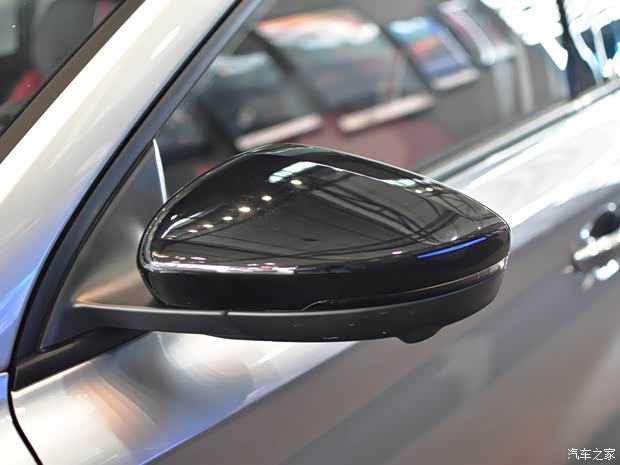 上汽集團 名爵6 2019款 20T 手動高鐵版