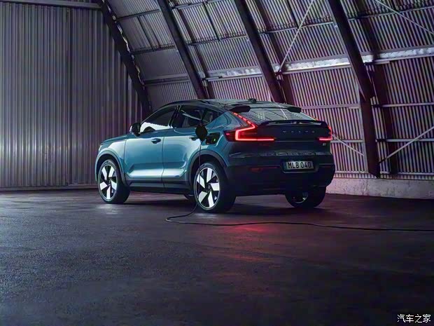 沃尔沃(进口) 沃尔沃C40 2021款 基本型 沃尔沃(进口) 沃尔沃C40 2021款 基本型