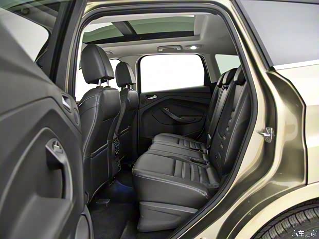 长安福特 翼虎 2019款 EcoBoost 245 四驱尊翼型 长安福特 翼虎 2019款 EcoBoost 245 四驱尊翼型