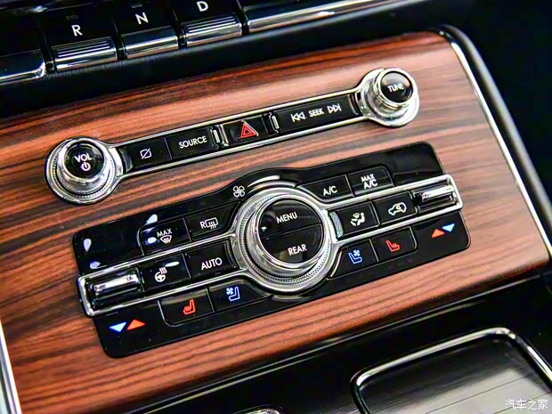 林肯(進(jìn)口) 飛行家(進(jìn)口) 2020款 3.0T V6全驅(qū)尊享版 林肯(進(jìn)口) 飛行家(進(jìn)口) 2020款 3.0T V6全驅(qū)尊享版