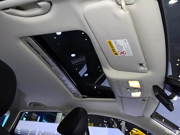 一汽奔騰 奔騰X40新能源 2019款 EV400 尊享型