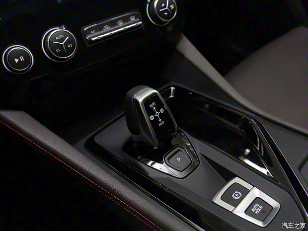 领克 领克02 2020款 1.5T DCT两驱耀版 领克 领克02 2020款 1.5T DCT两驱耀版