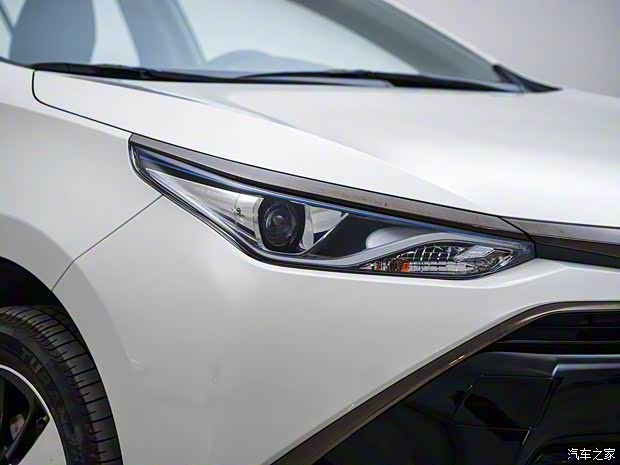 广汽丰田 雷凌双擎E+ 2019款 1.8PH V CVT豪华版 广汽丰田 雷凌双擎E+ 2019款 1.8PH V CVT豪华版