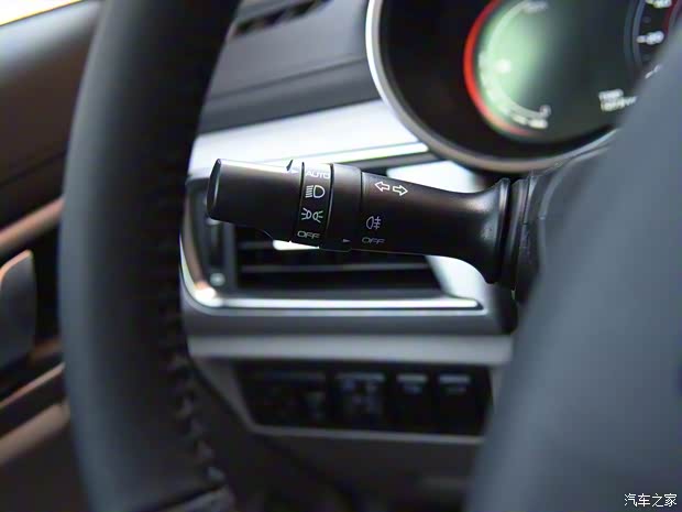 吉利汽车 帝豪GSe 2018款 尊尚型 吉利汽车 帝豪GSe 2018款 尊尚型