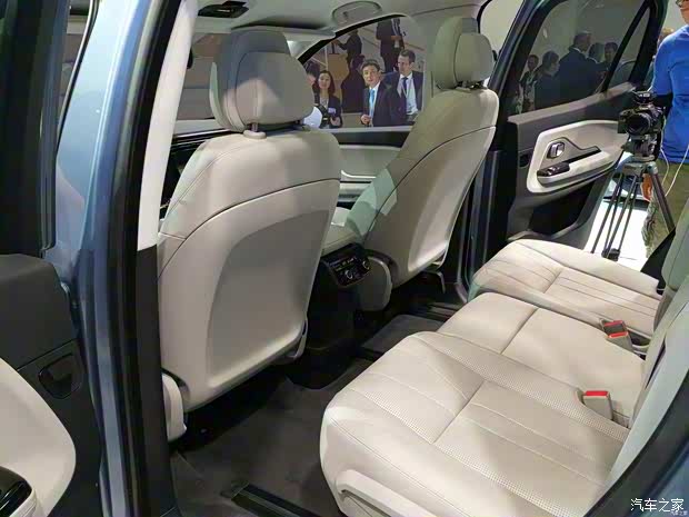 蔚来 蔚来ES8 2017款 标准型