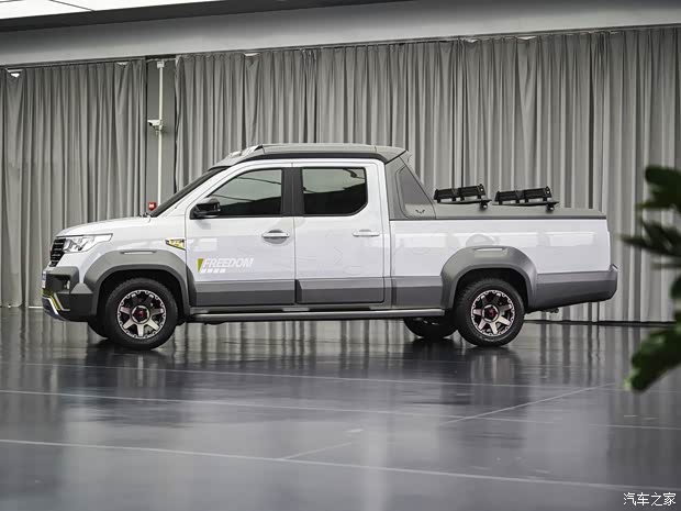 上汽通用五菱 五菱征途 2021款 御寒征途版