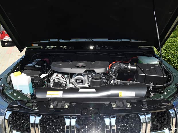 北京越野 北京BJ40 2020款 2.3T 自动四驱雨林穿越版 北京越野 北京BJ40 2020款 2.3T 自动四驱雨林穿越版