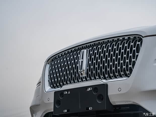 长安林肯 冒险家 2020款 2.0T 四驱尊耀版 长安林肯 冒险家 2020款 2.0T 四驱尊耀版