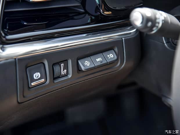 上汽通用凯迪拉克 凯迪拉克XT6 2019款 28T 基本型 上汽通用凯迪拉克 凯迪拉克XT6 2019款 28T 基本型