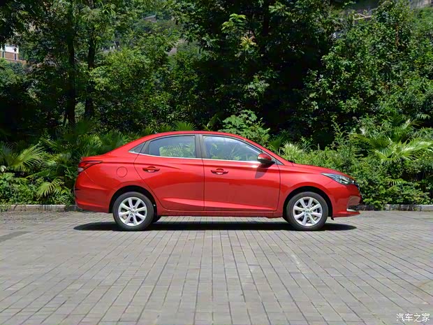 长安汽车 悦翔 2018款 基本型 长安汽车 悦翔 2018款 基本型