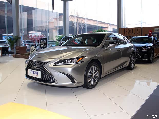 雷克薩斯 雷克薩斯ES 2020款 260 卓越版