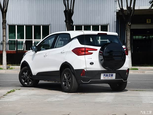 比亚迪 元新能源 2019款 改款 EV360 智联悦尚型