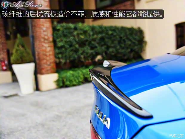 阿爾法·羅密歐 Giulia 2017款 2.9T 510HP 四葉草版
