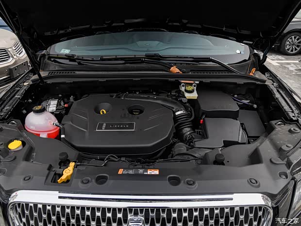 林肯 林肯MKC 2019款 2.0T 两驱尊雅版 国VI