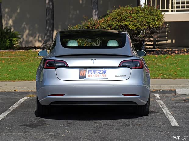 特斯拉 Model 3 2019款 Performance高性能全轮驱动版