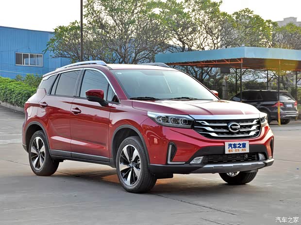 廣汽乘用車 傳祺GS4 2018款 235T DCT兩驅(qū)豪華智聯(lián)百萬紀念版