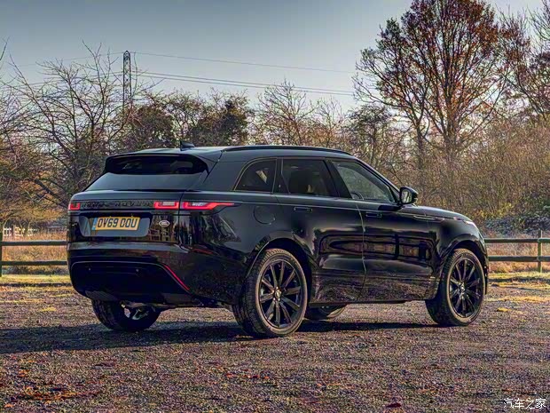 路虎(進(jìn)口) 攬勝星脈 2020款 R-Dynamic Black