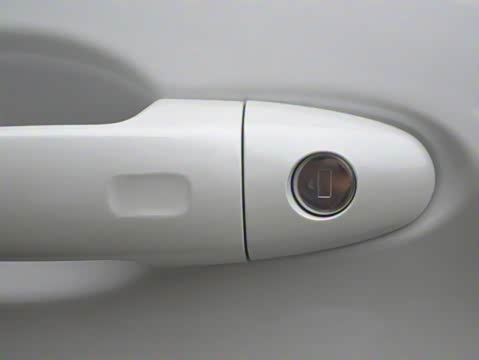 2017款 蓝标 1.5T 手动两驱尊贵型 2017款 蓝标 1.5T 手动两驱尊贵型