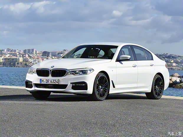 宝马(进口) 宝马5系(进口) 2017款 540i sDrive 宝马(进口) 宝马5系(进口) 2017款 540i sDrive