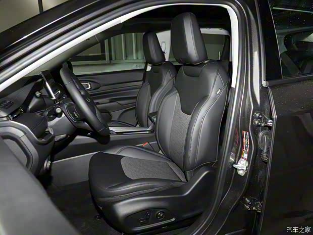 广汽菲克Jeep 指南者 2021款 自动领先版