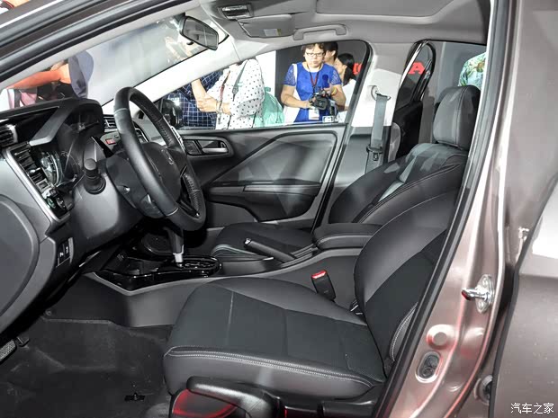 东风本田 哥瑞 2015款 基本型 东风本田 哥瑞 2015款 基本型