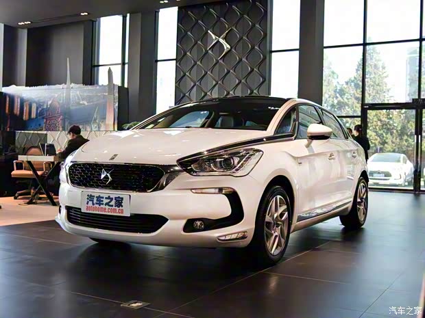 长安标致雪铁龙 DS 5 2015款 1.6T 雅致版THP160 长安标致雪铁龙 DS 5 2015款 1.6T 雅致版THP160