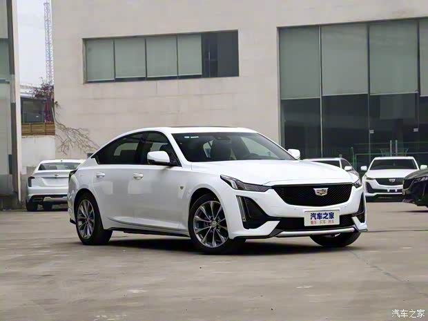 上汽通用凱迪拉克 凱迪拉克CT5 2021款 28T 領(lǐng)先運動型