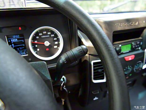 南京依維柯 Turbo Daily 2017款 2.8T A35客車中頂11座43S5