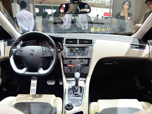 长安标致雪铁龙 DS 6 2016款 60周年限量版