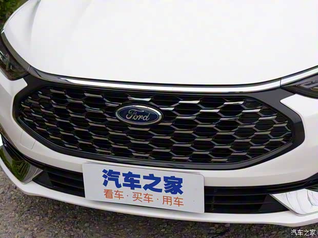 长安福特 福睿斯 2021款 1.5L 自动高配版