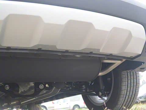 2017款 蓝标 1.5T 手动两驱尊贵型 2017款 蓝标 1.5T 手动两驱尊贵型