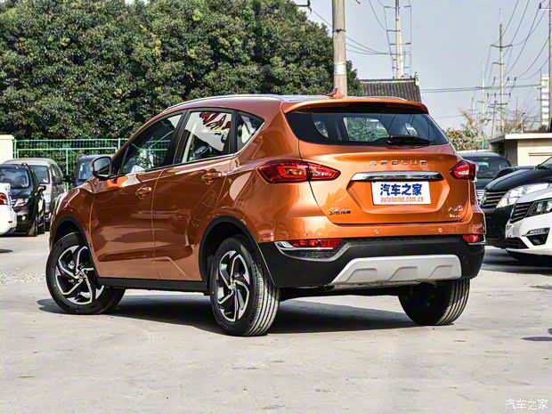 东风乘用车 东风风神AX5 2017款 1.4T 手动趣尚型 东风乘用车 东风风神AX5 2017款 1.4T 手动趣尚型