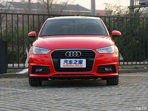 奥迪(进口) 奥迪A1 2016款 30 TFSI Sportback豪华型
